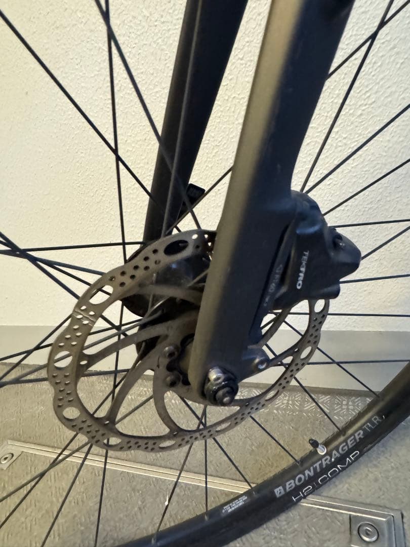 TREK FX3 DISK Gen3 2023 Mサイズ 油圧ディスクブレーキ