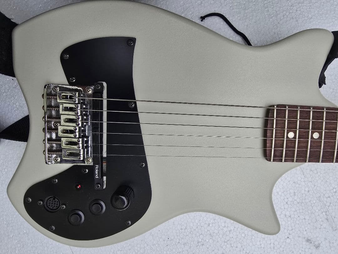 ローランド GTM Guitar Controller エレキギター　 ホワイト