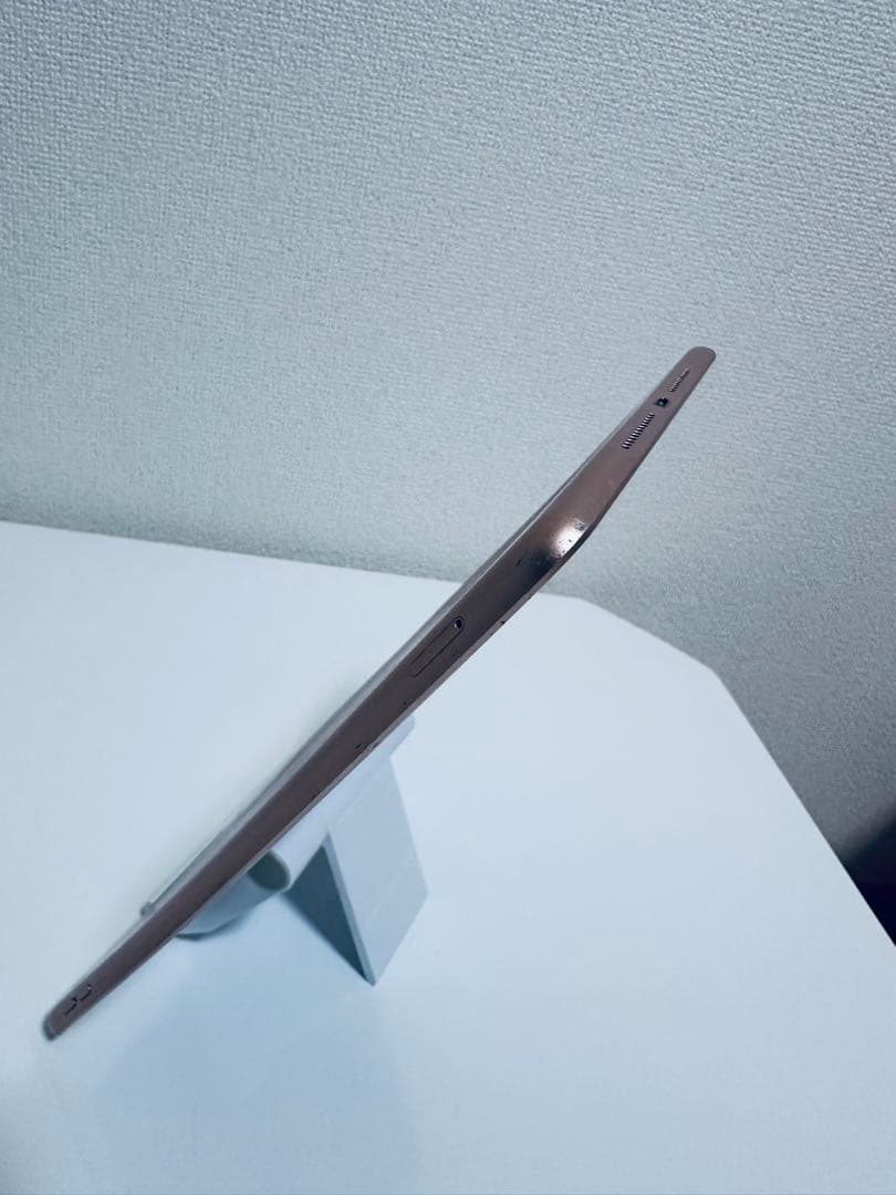 iPad 10.2インチ (第7世代) 32GB WiFi + セルラー