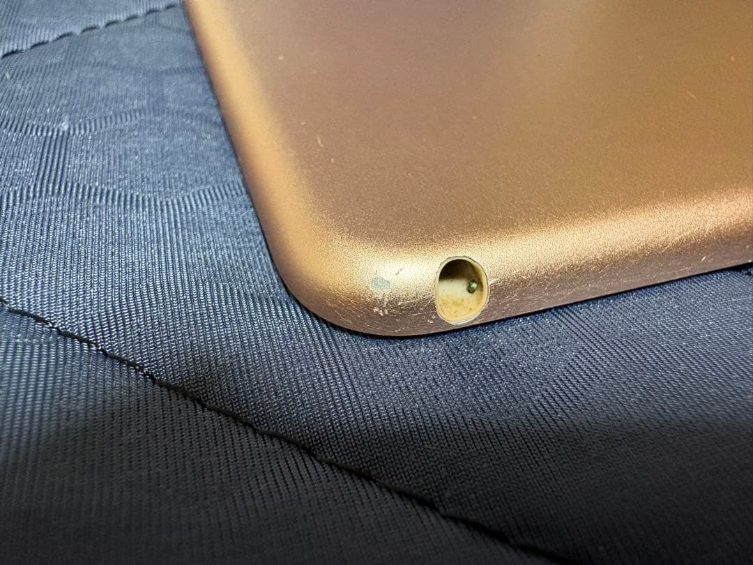 Apple iPad Air (第3世代) 10.5インチ　ゴールド　64GB