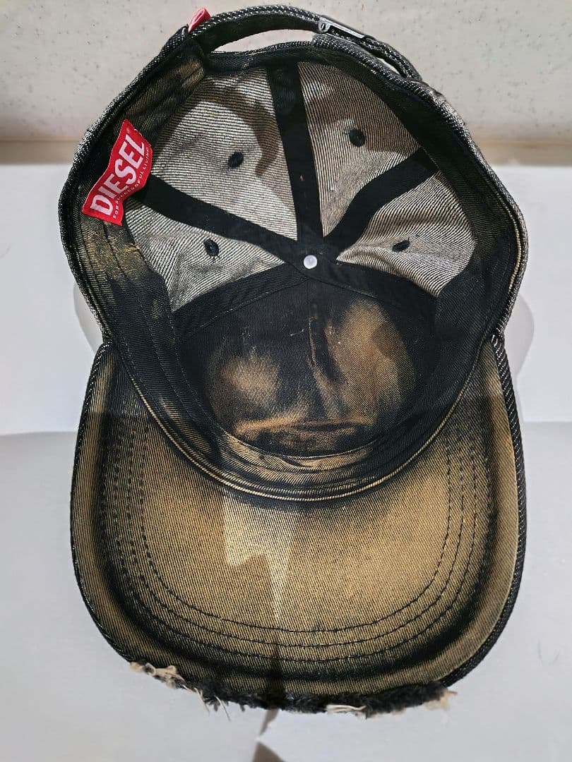 【DIESEL】メンズキャップ　美品　ブラック
