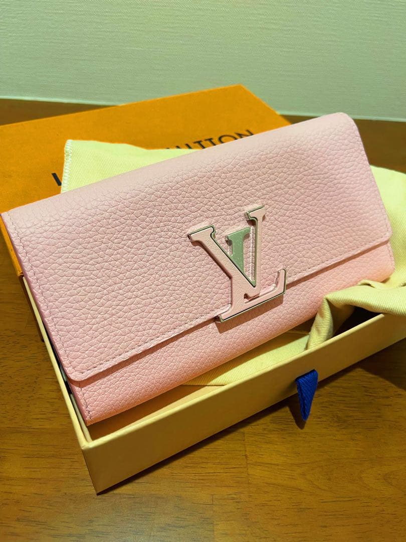 本日限定値下げ　新品　ルイヴィトン　長財布　ポルトフォイユ カプシーヌ 日本限定