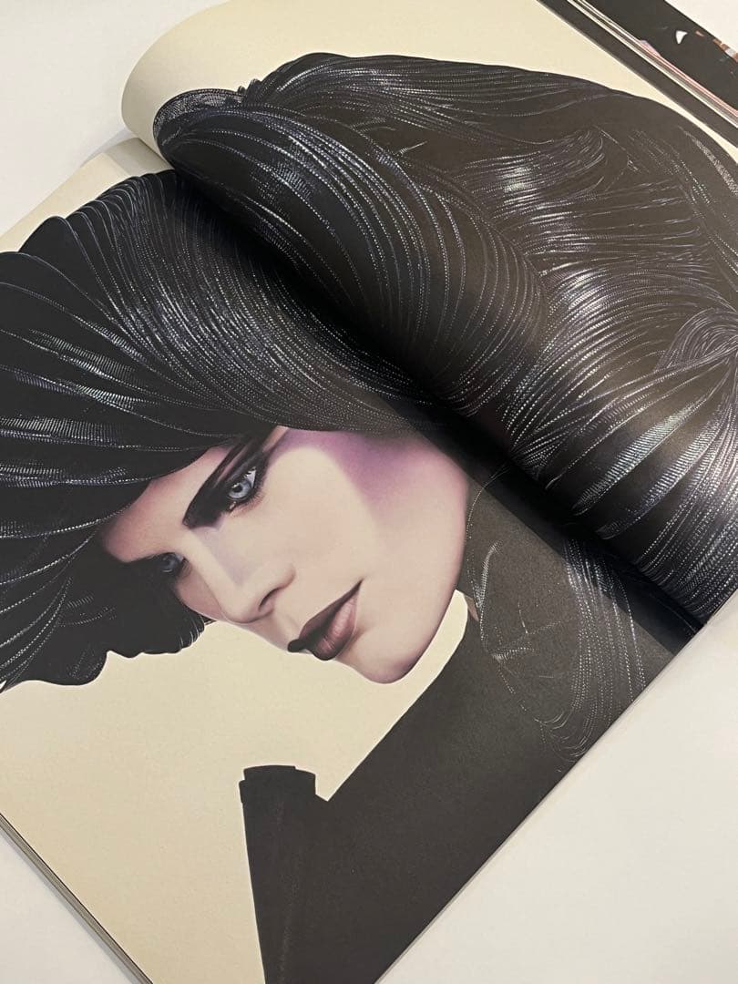 ACNE PAPER issue 6 ギーブルダン　purple dutch