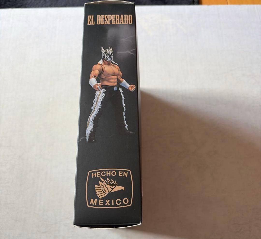 新日本プロレス エル・デスペラード ブラック×ホワイトver フィギュア