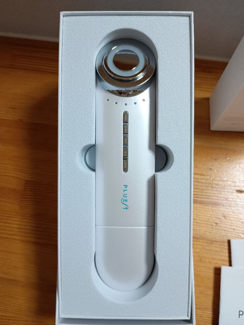 PLUET 美顔器 ホワイト