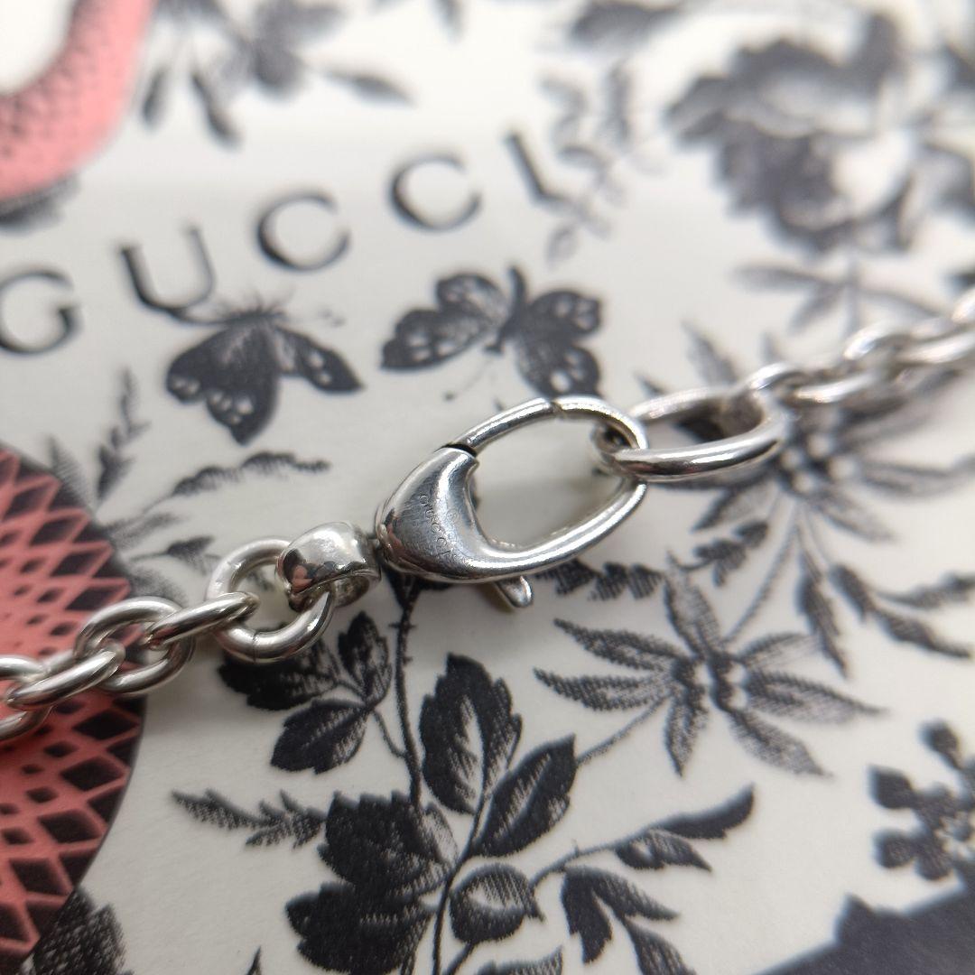 こうちゃん様　美品✨️保存箱袋付き　GUCCI ロゴ チャーム ネックレス 92