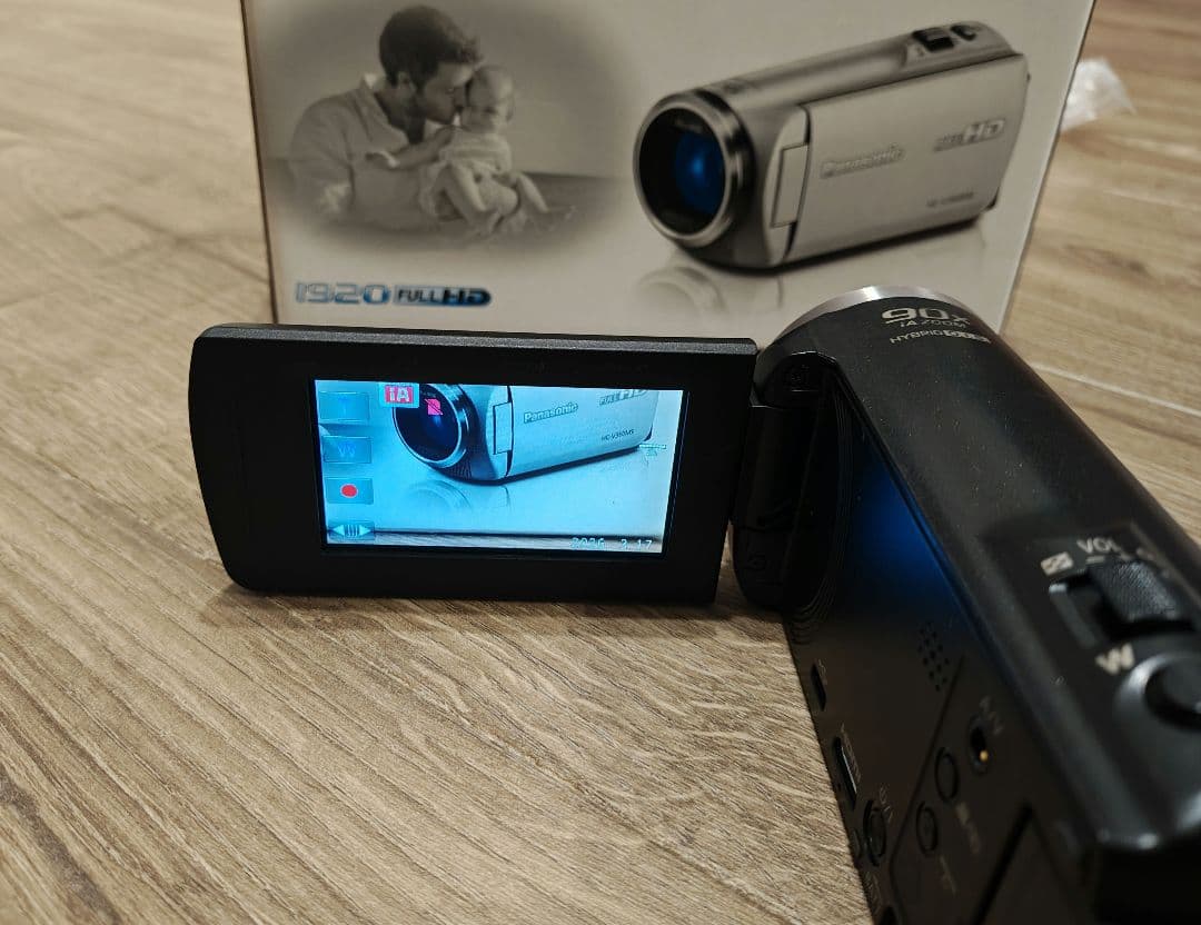 【Panasonic】ビデオカメラ HC-V360MS