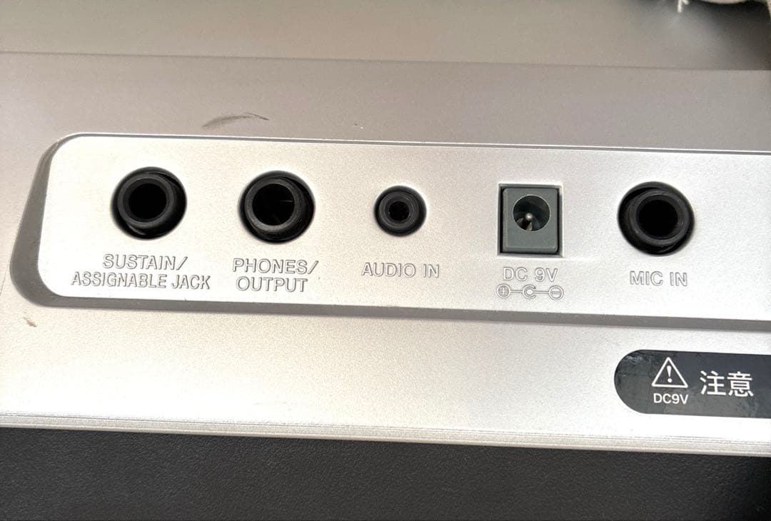 【動作確認済】CASIO 電子キーボード76鍵 標準ピアノ形状鍵盤 WK-210