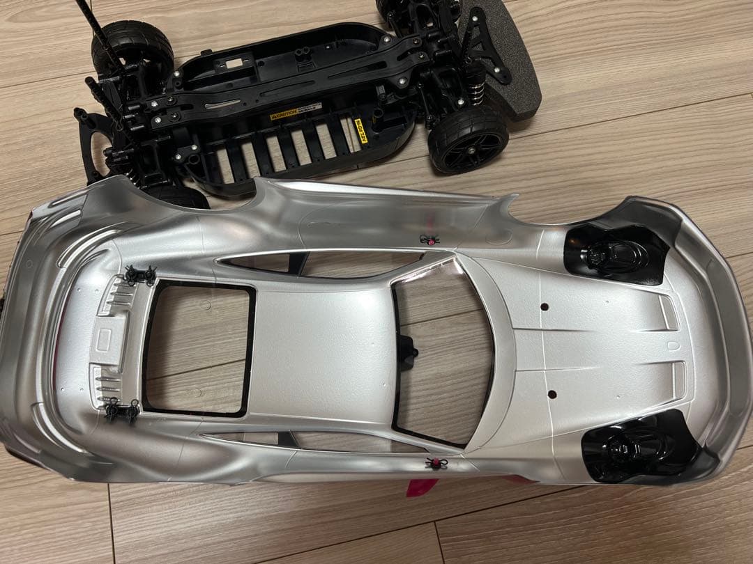 タイヤ付き！　タミヤ　ポルシェ911 GT3 992　ルビースターネオ完成ボディ