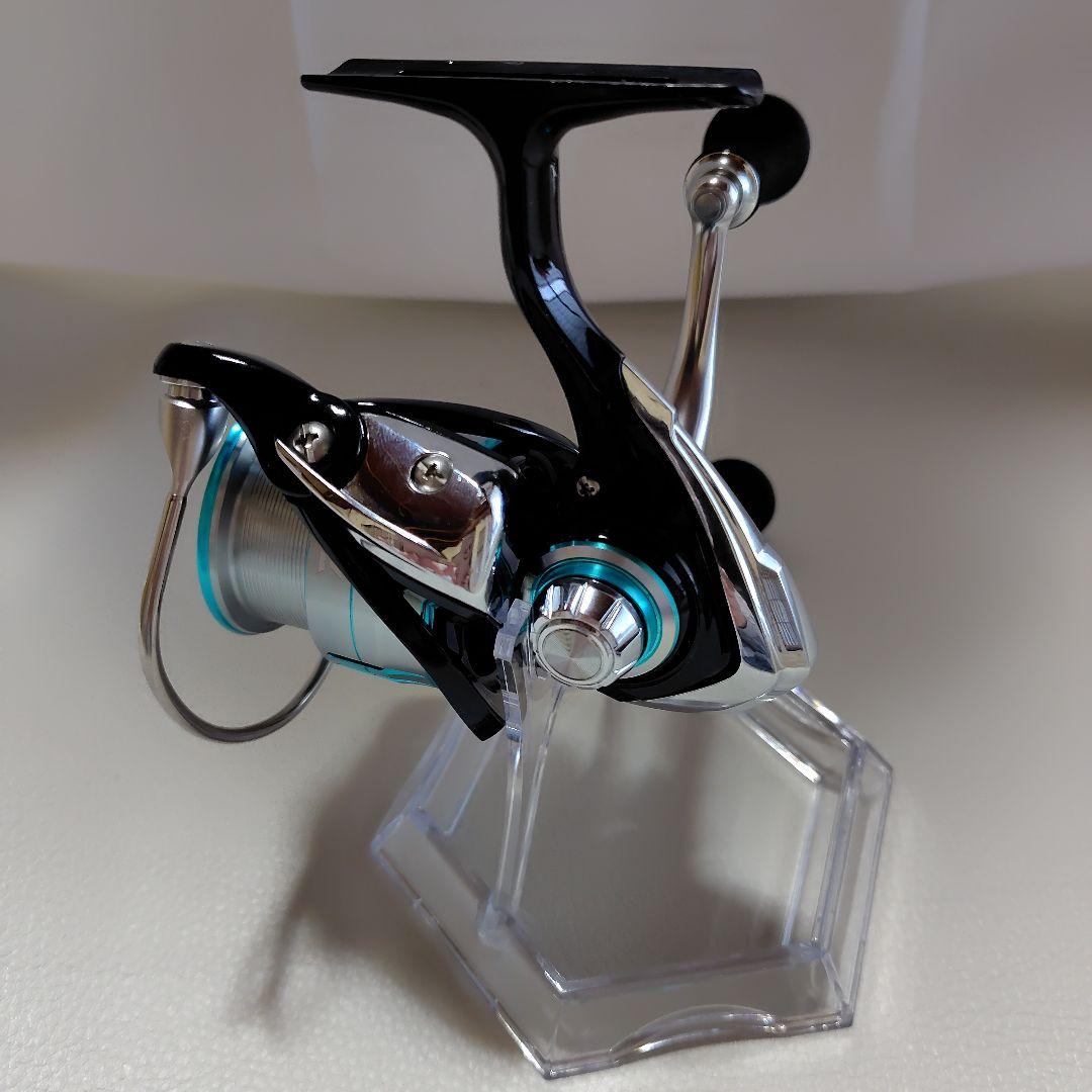 Daiwa 19エメラルダス　LT 3000S- ch-dhスピニングリール