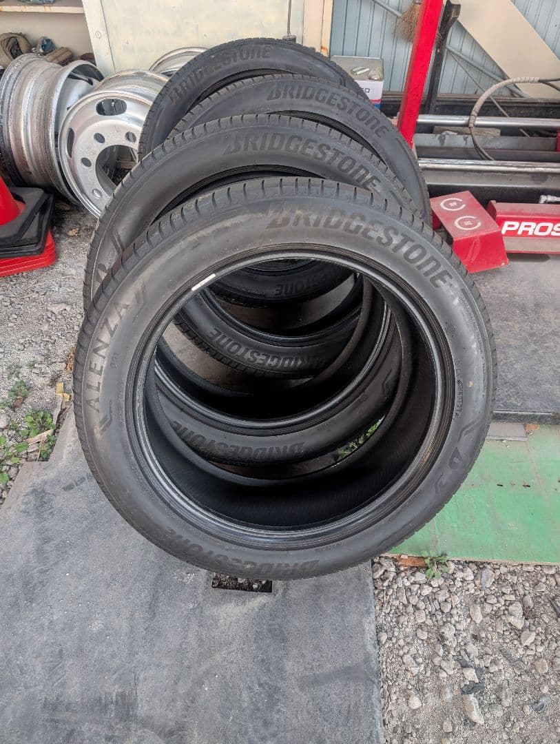ALENZA 20インチタイヤ　ブリヂストン　RX トヨタ　4本セット