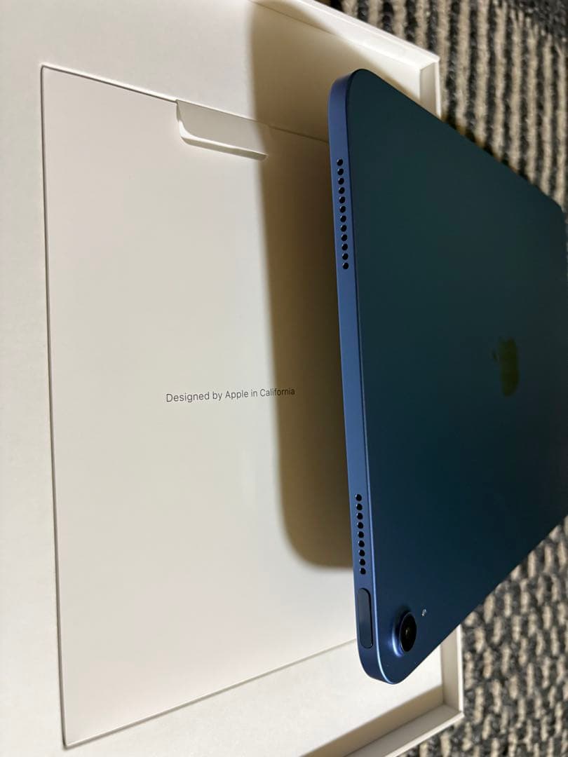 Apple iPad 第10世代　64GB ブルー