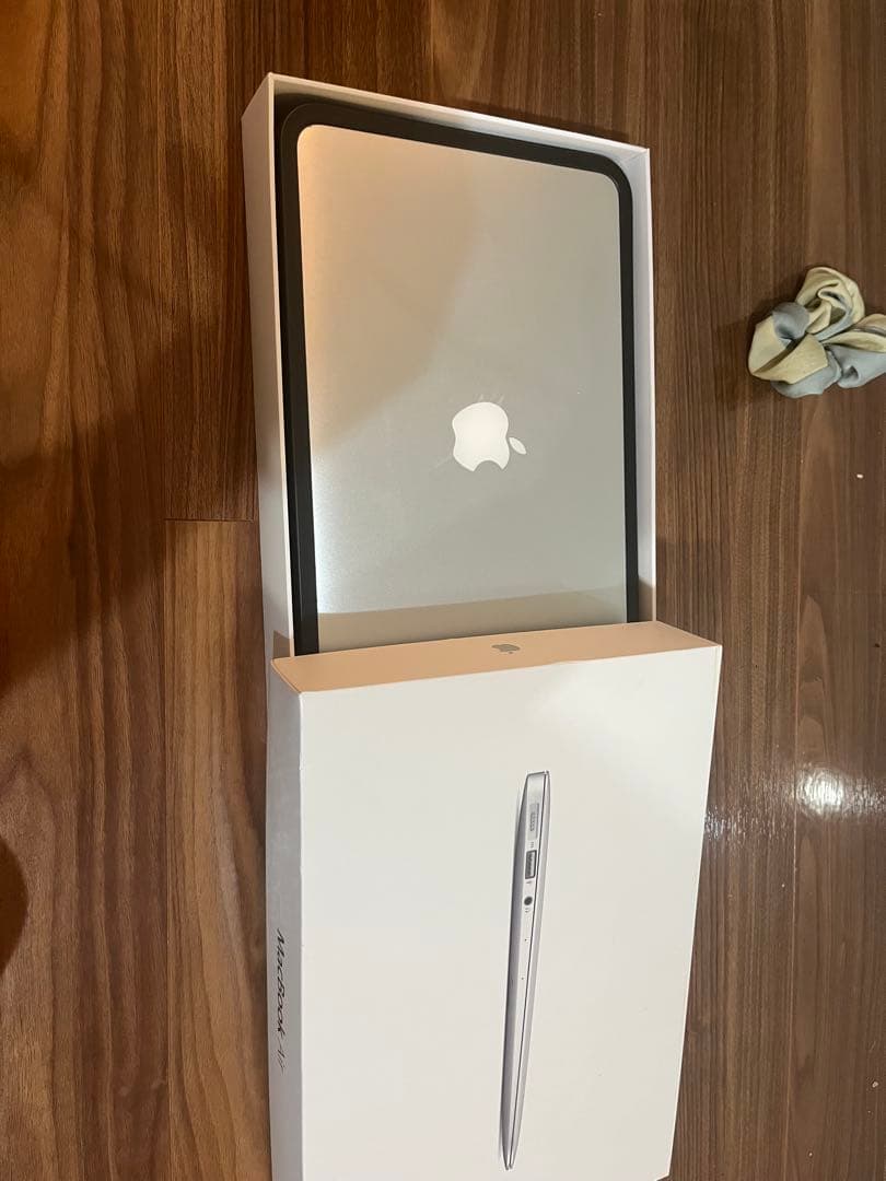 Macbook Air MD711J/A 11 inch ジャンク品