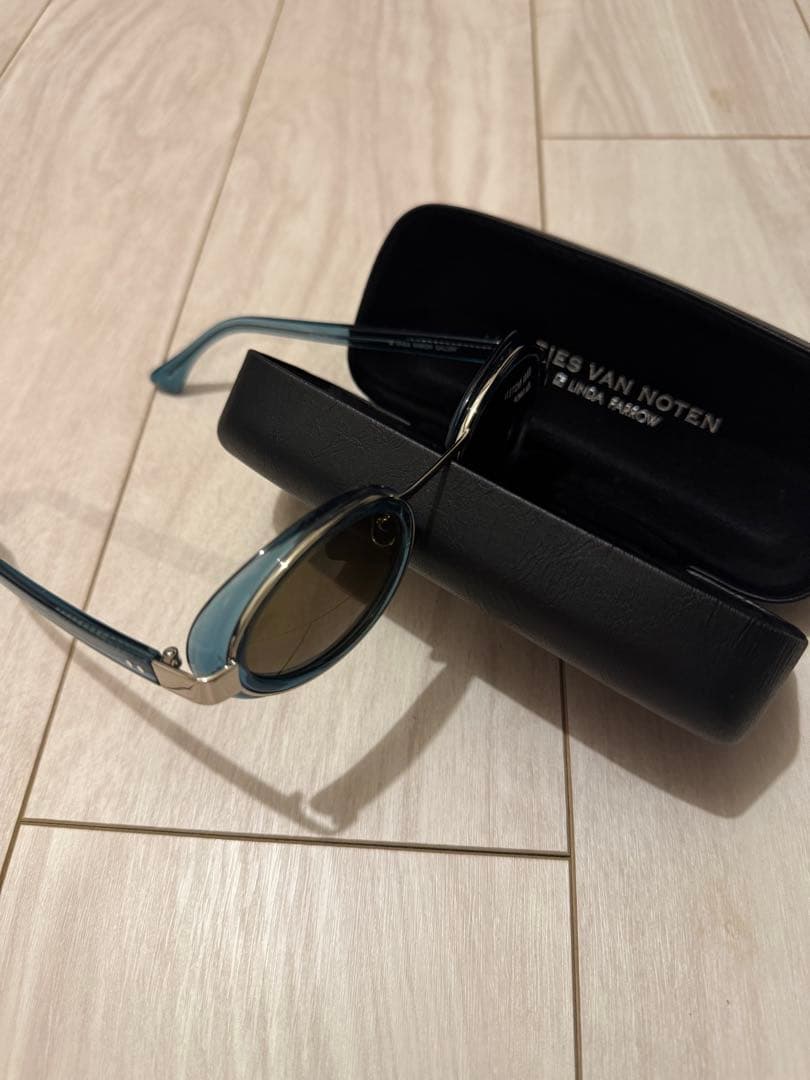 DRIES VAN NOTEN Linda Farrow ブルー サングラス