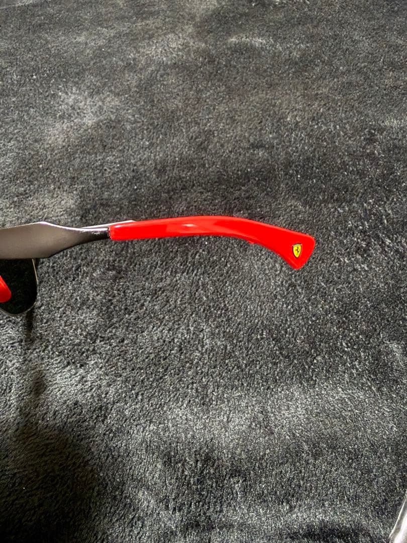 RayBan×Ferrariサングラス