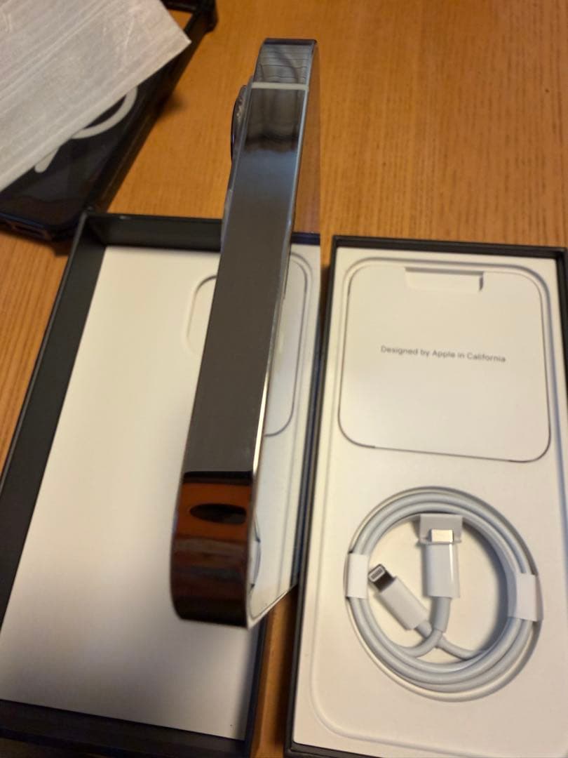 【ME MR HZM】iPhone13promax silver256GB