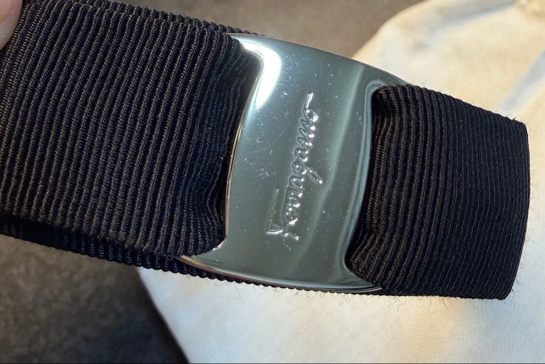 ⭐︎Ferragamo【フェラガモ】 リボン付き黒 カチューシャ