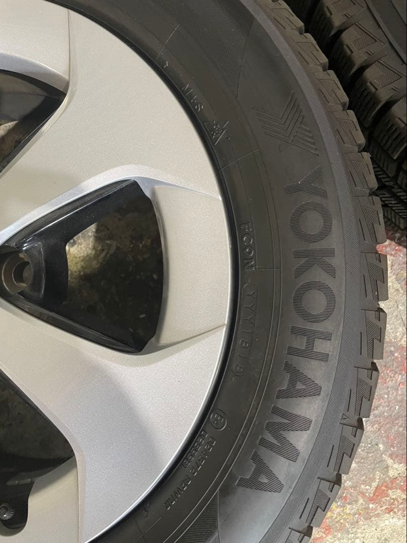 最終値下げ‼️195/65R15 YOKOHAMAスタッドレスタイヤ 4本セット