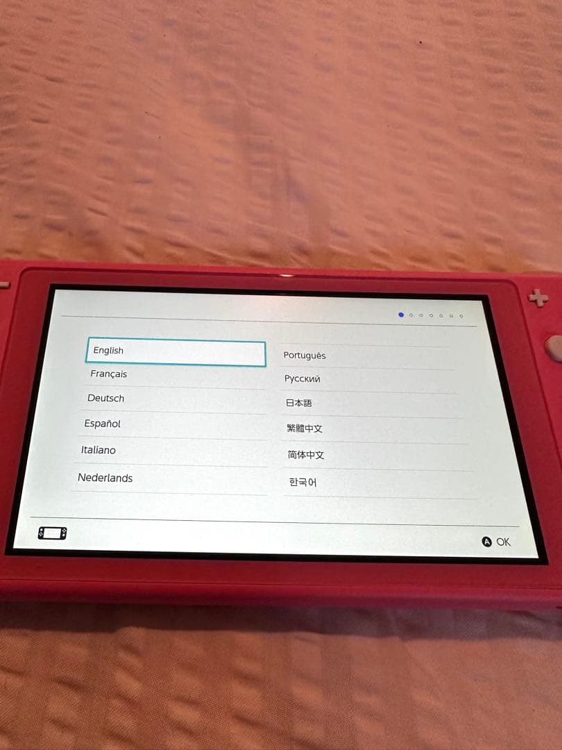ニンテンドーSwitch ライト　ピンク　SDカード64GB付き