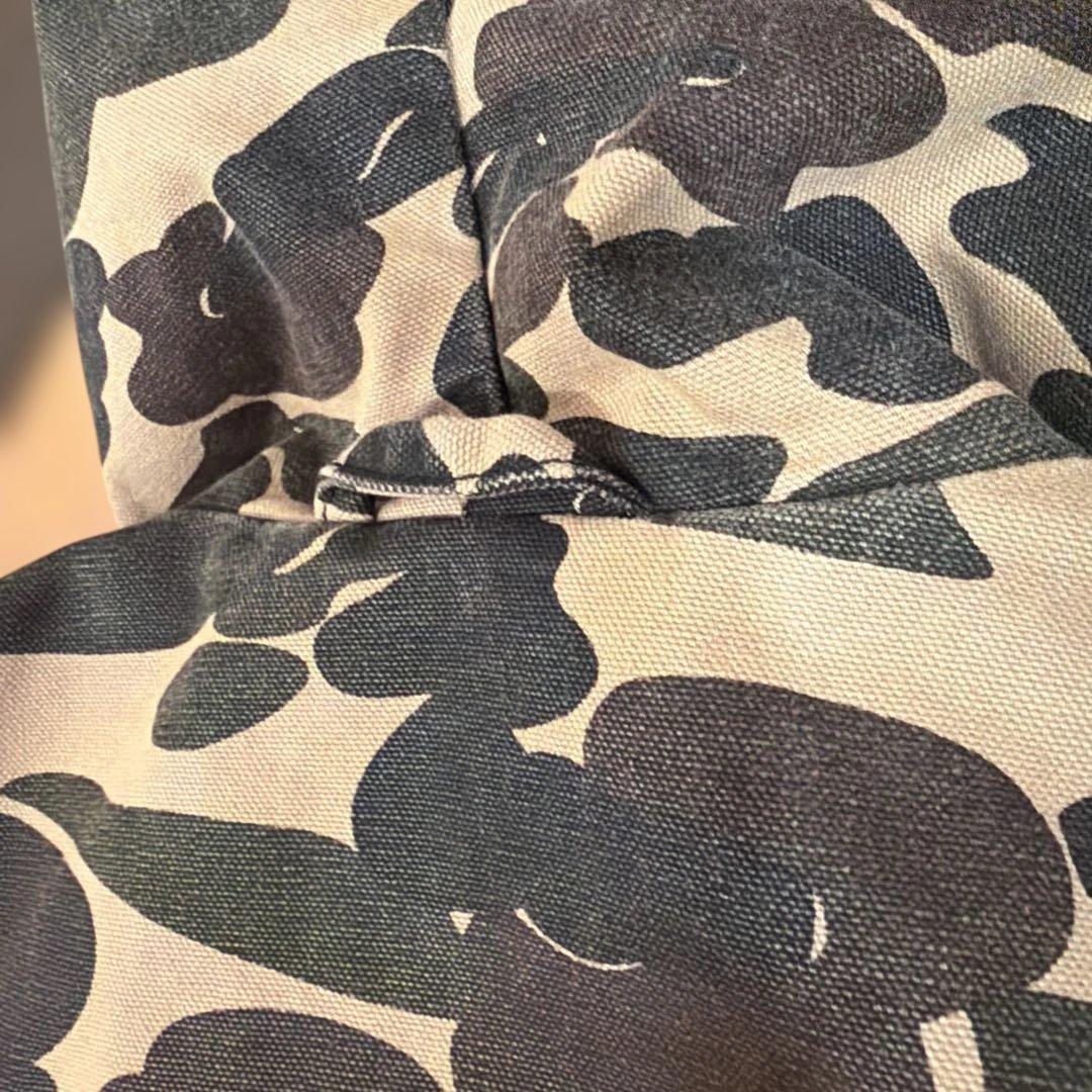 Carhartt 迷彩柄 フード付きジャケット　Sサイズ