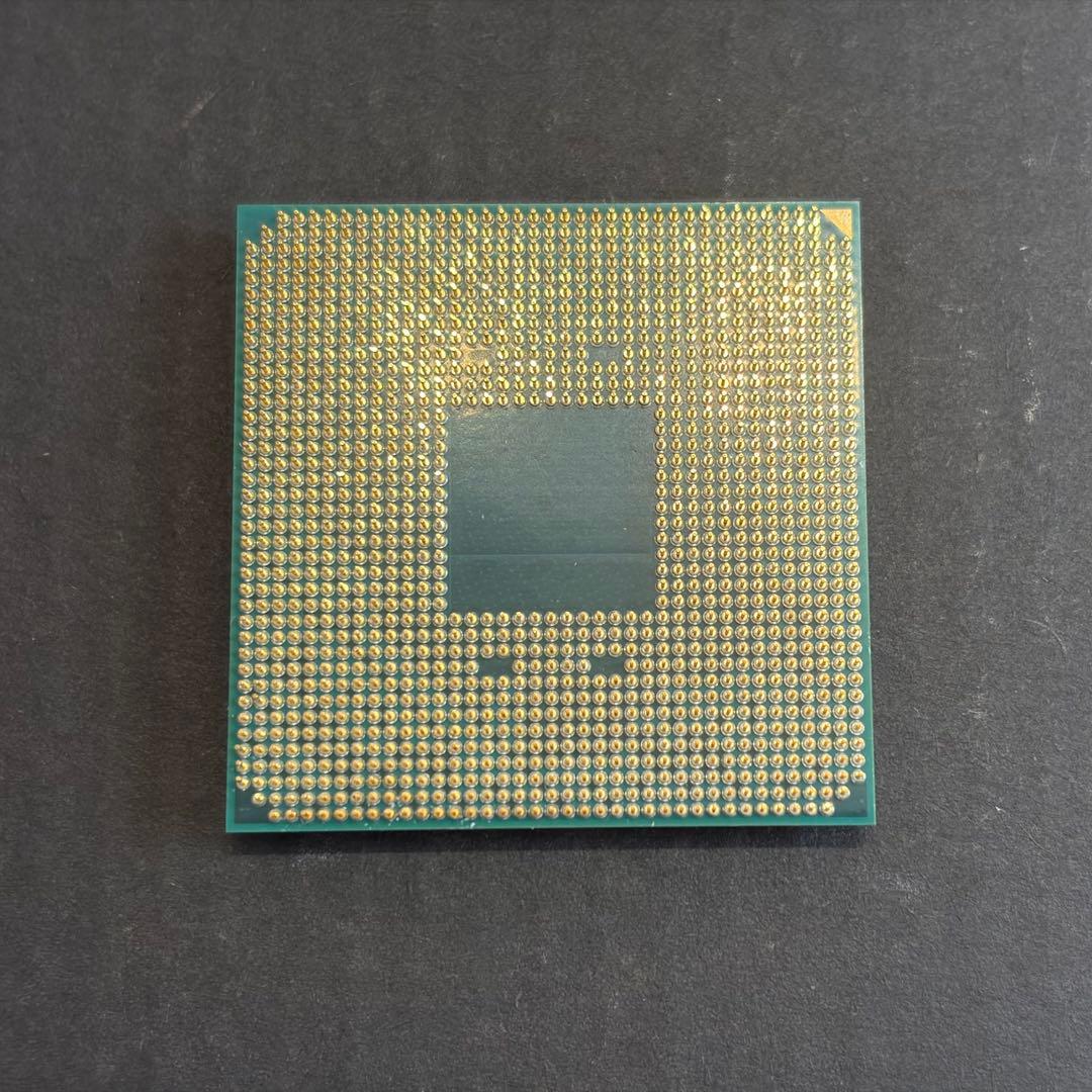 AMD Ryzen 7 3700X CPU クーラー付き