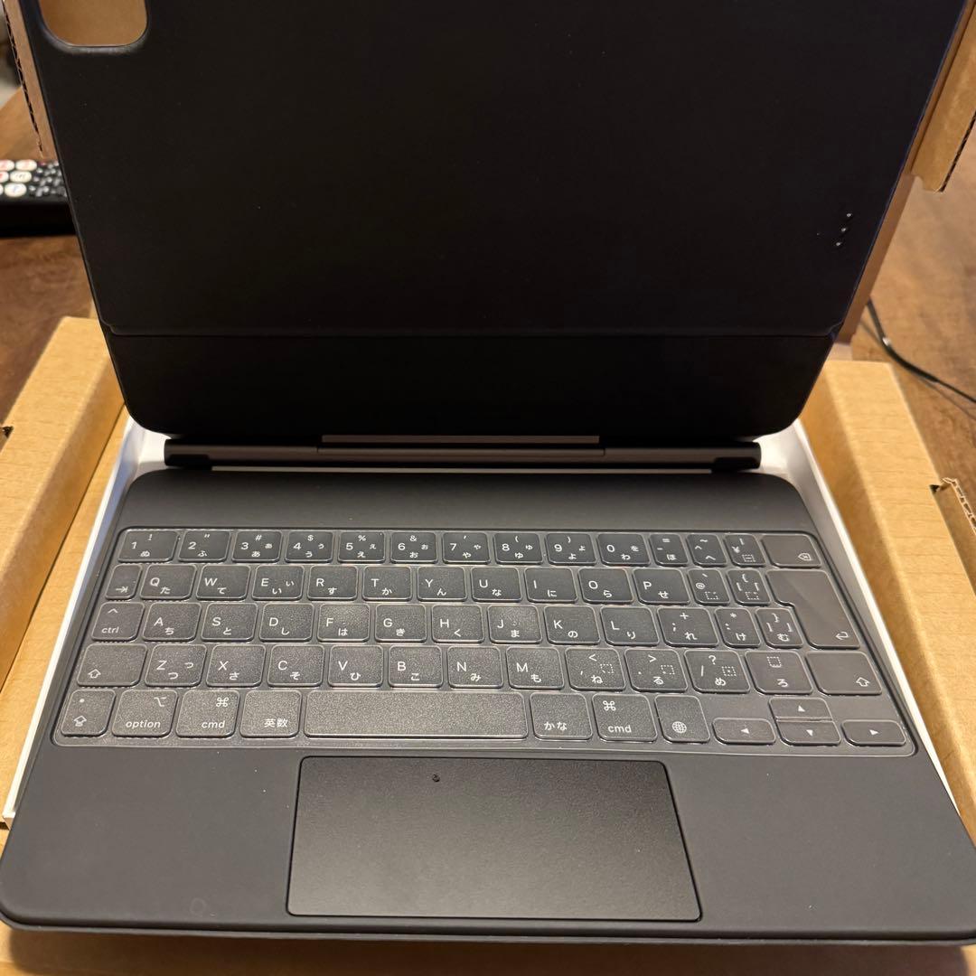11インチ iPad Air（M2）用Magic Keyboard A2261
