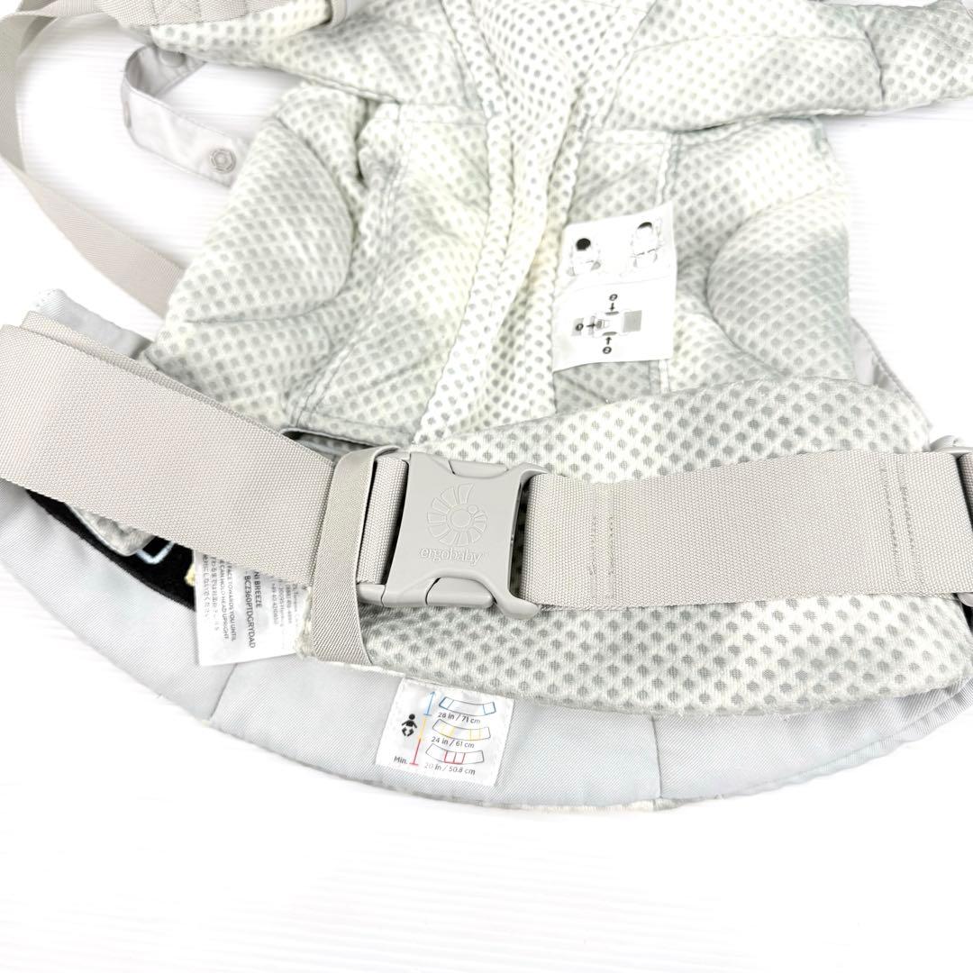 【クリーニング済！】 Ergobaby OMNI Breeze 抱っこ紐