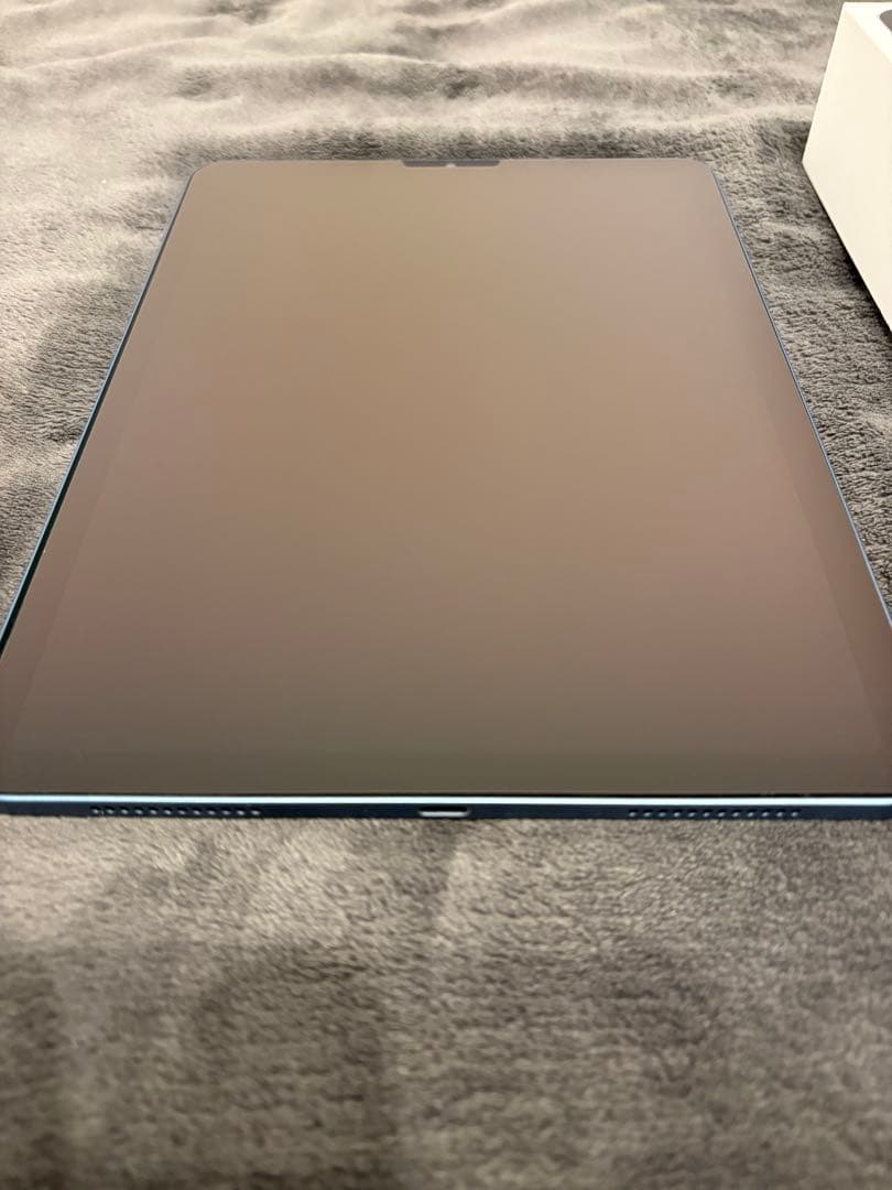 iPad Air (第5世代) ブルー　64ギガ　キーボード付き