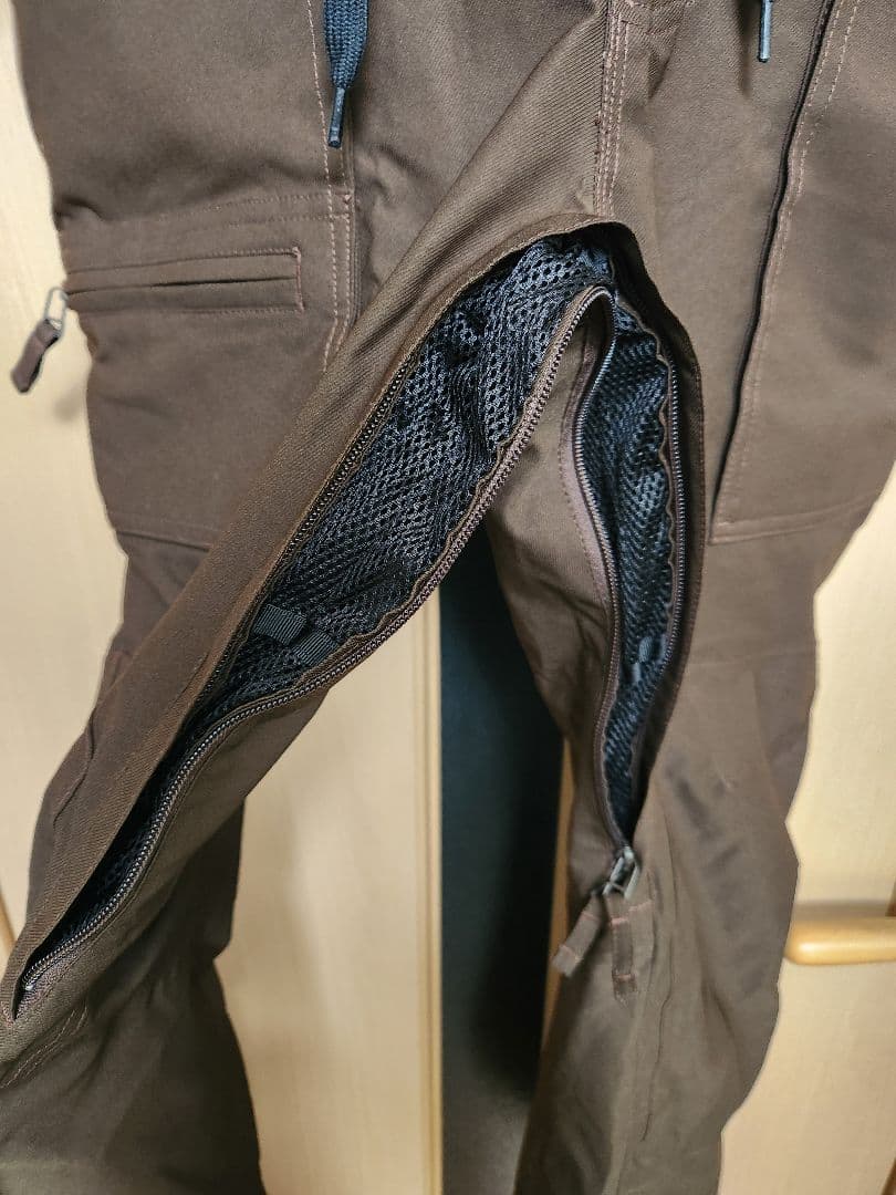 【美品】BURTON スノーボードパンツ　サイズ L