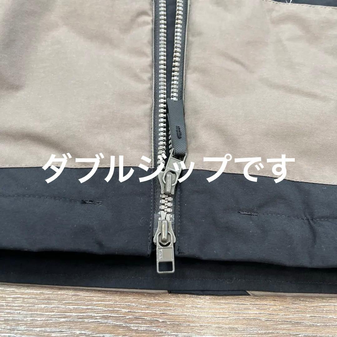 【デサント】美品　スノボージャケット　スキーウェア　男性　メンズS