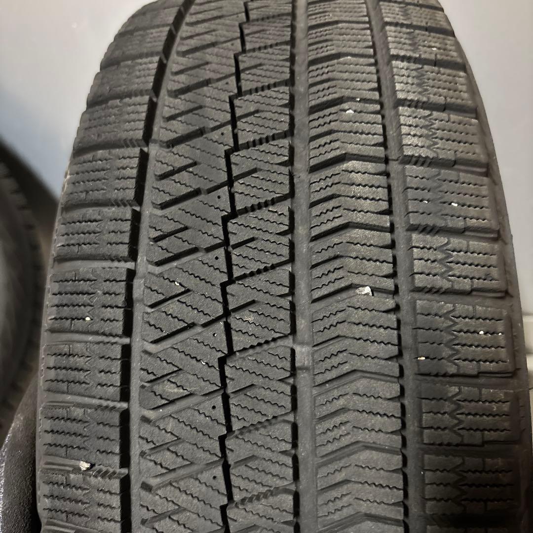 スタッドレス215/55R17 ノア/ヴォク/クラウン/オデッセイ等【1本価格】