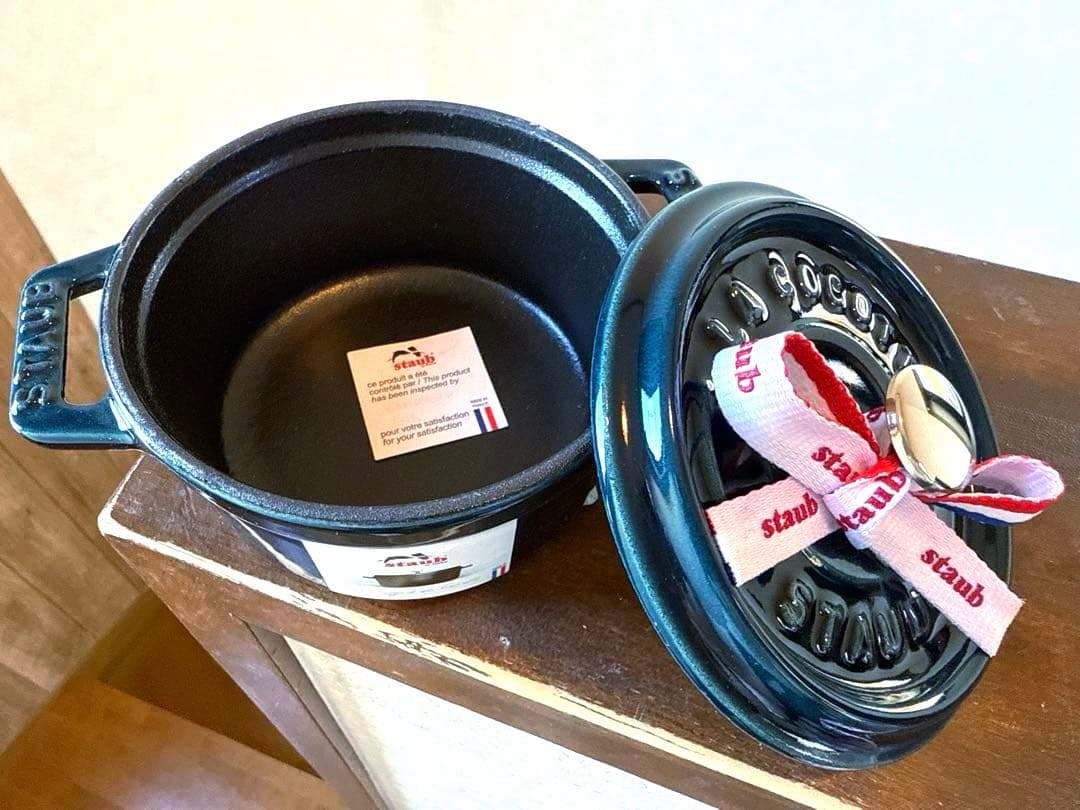 お値下げ！ストウブＳＴＡＵＢ限定色ラメール正規ココットラウンド１０ｃｍ新品保証付