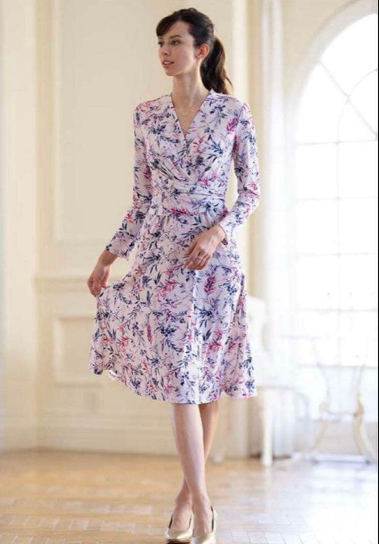 美品✨定価4.8万kay me ピンクラベンダー　カシュクールワンピース　花柄