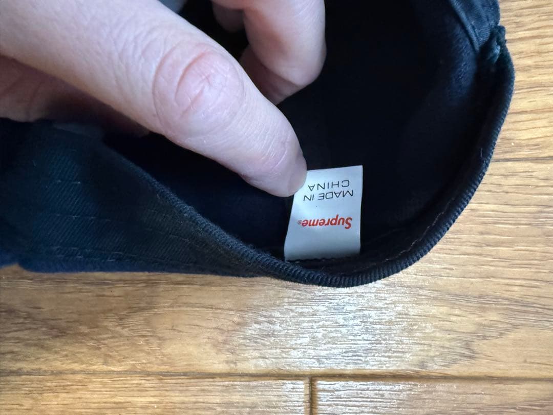 o*3様 SUPREME Classic Logo 6-Panel Cap ブラ