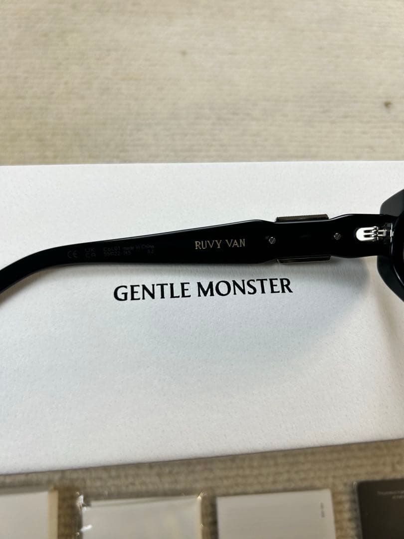 Gentle Monster ジェントルモンスタ RUVY VAN