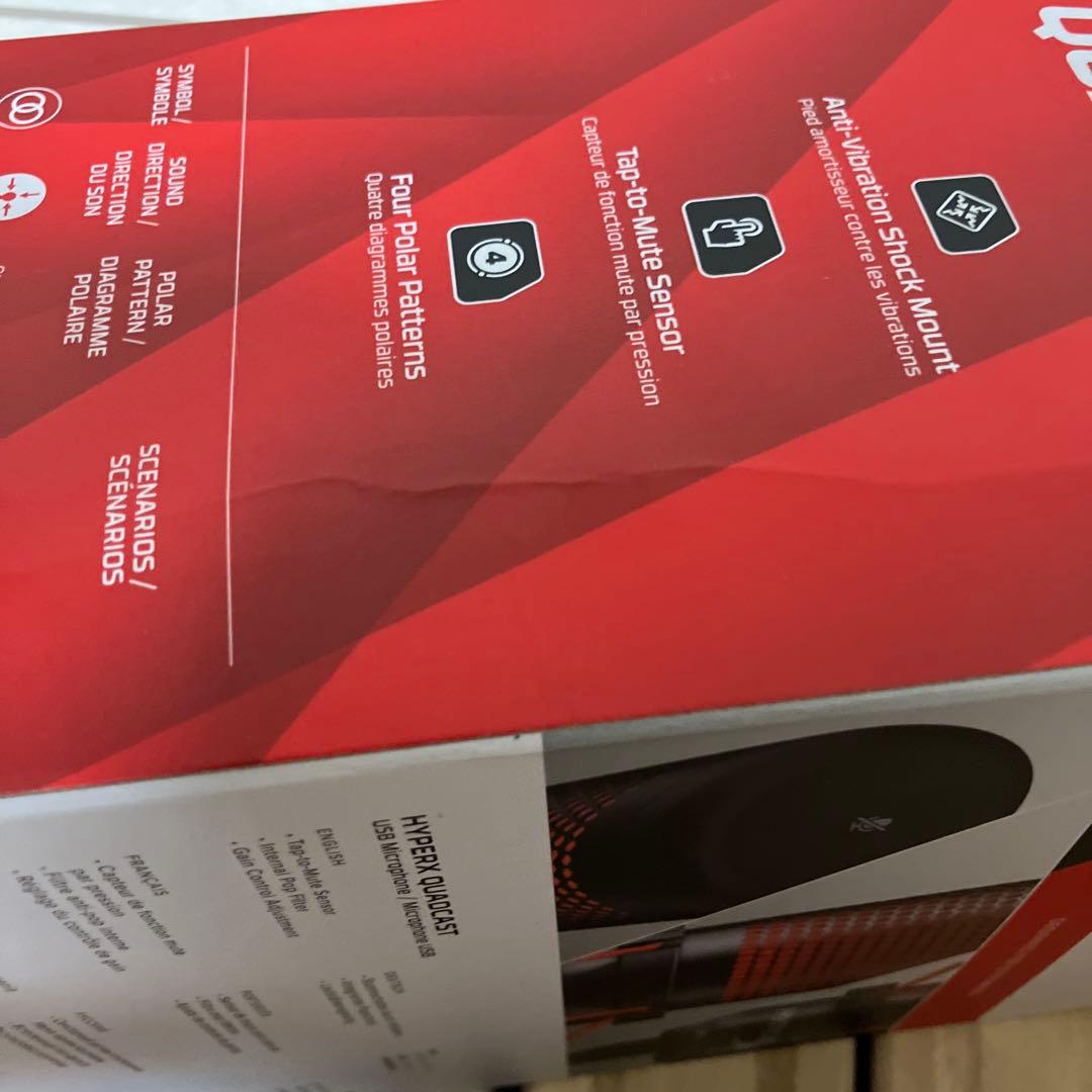HYPERX QUADCAST 　未開封　箱傷あり