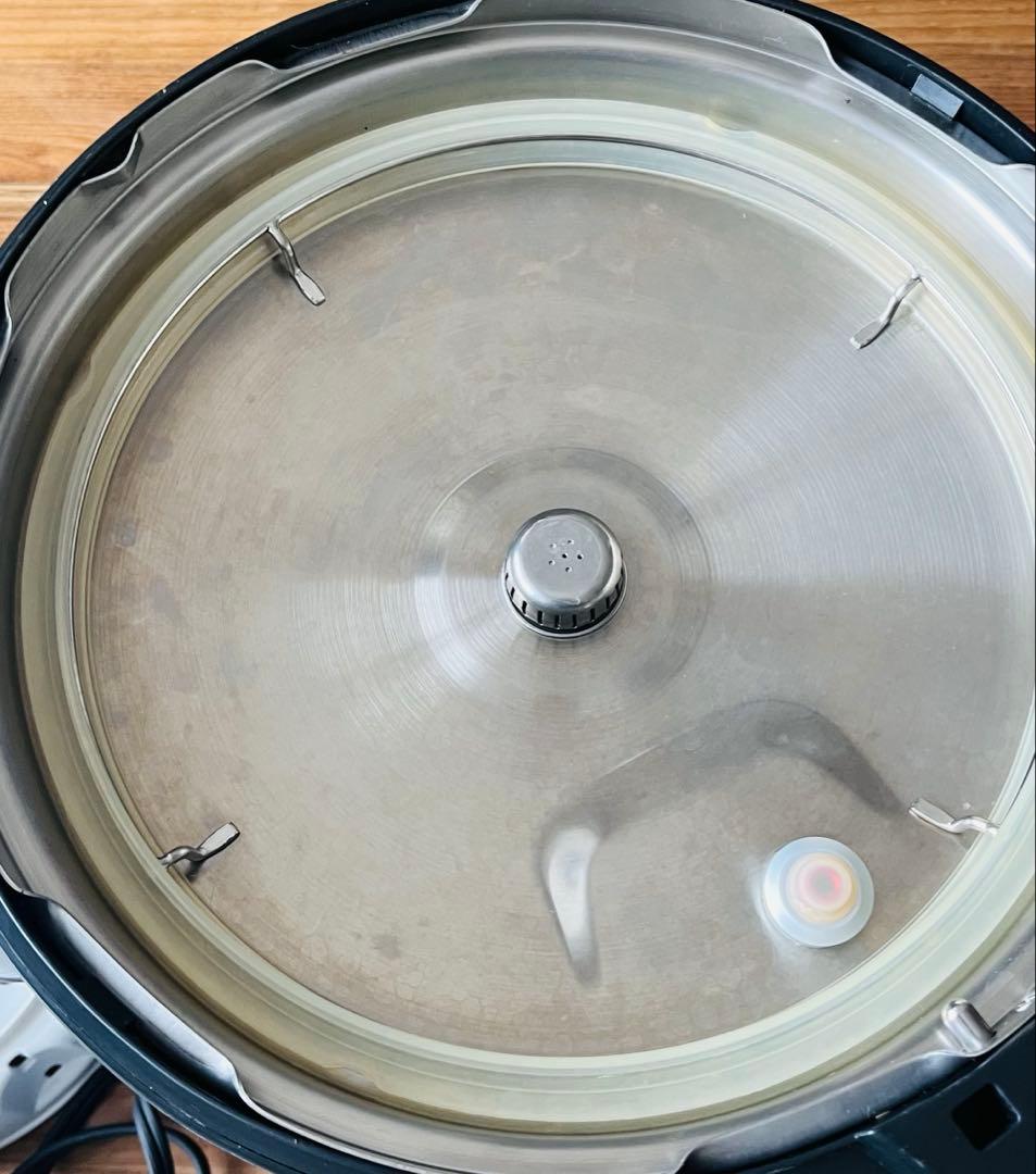 アイリスオーヤマ　圧力鍋　4L 2023年製