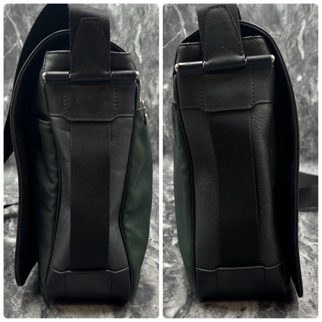 美品LOUIS VUITTON タイガ ヴィクトール ショルダーバッグ　1030