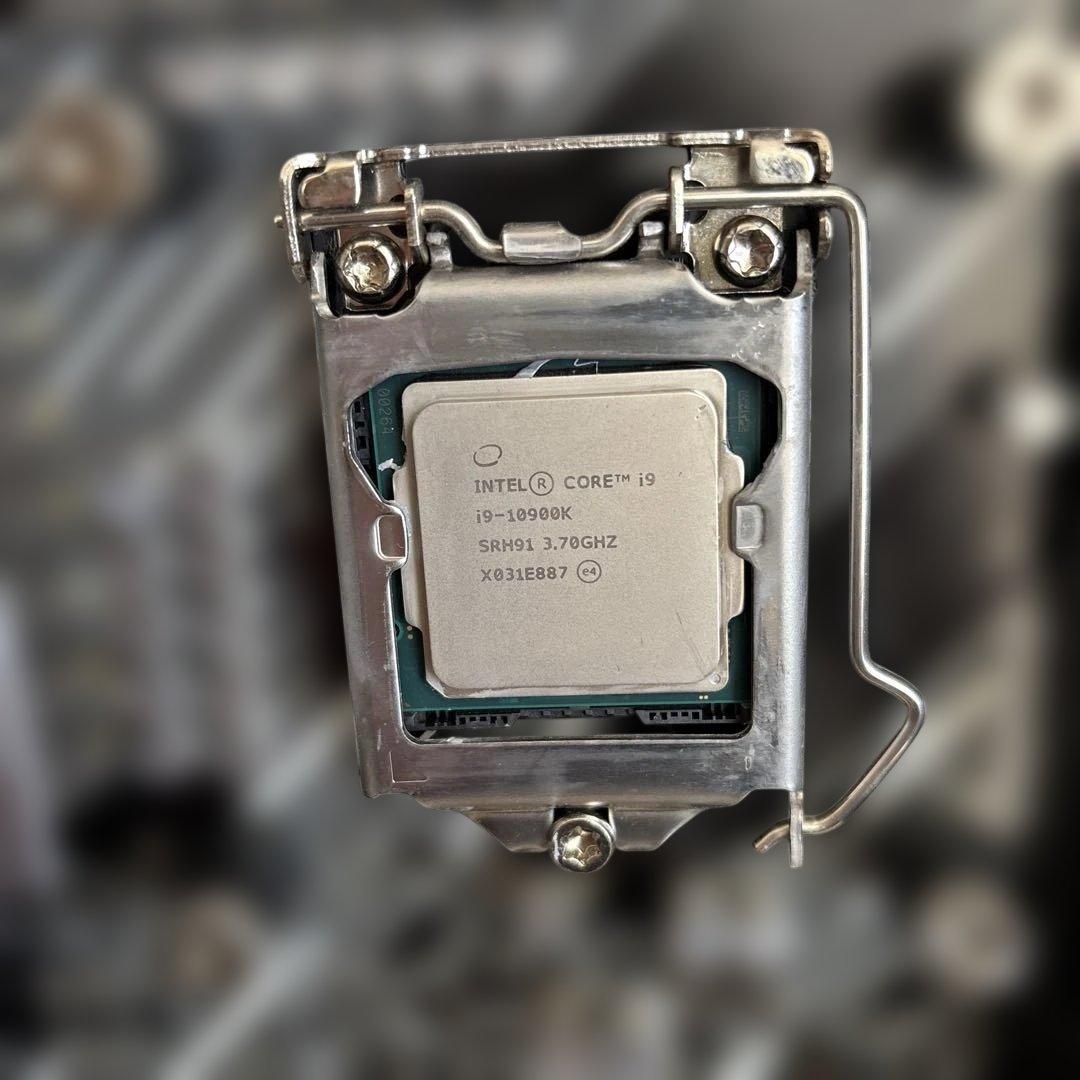 ASUS Z490-P マザーボード i9-10900K メモリ32G搭載