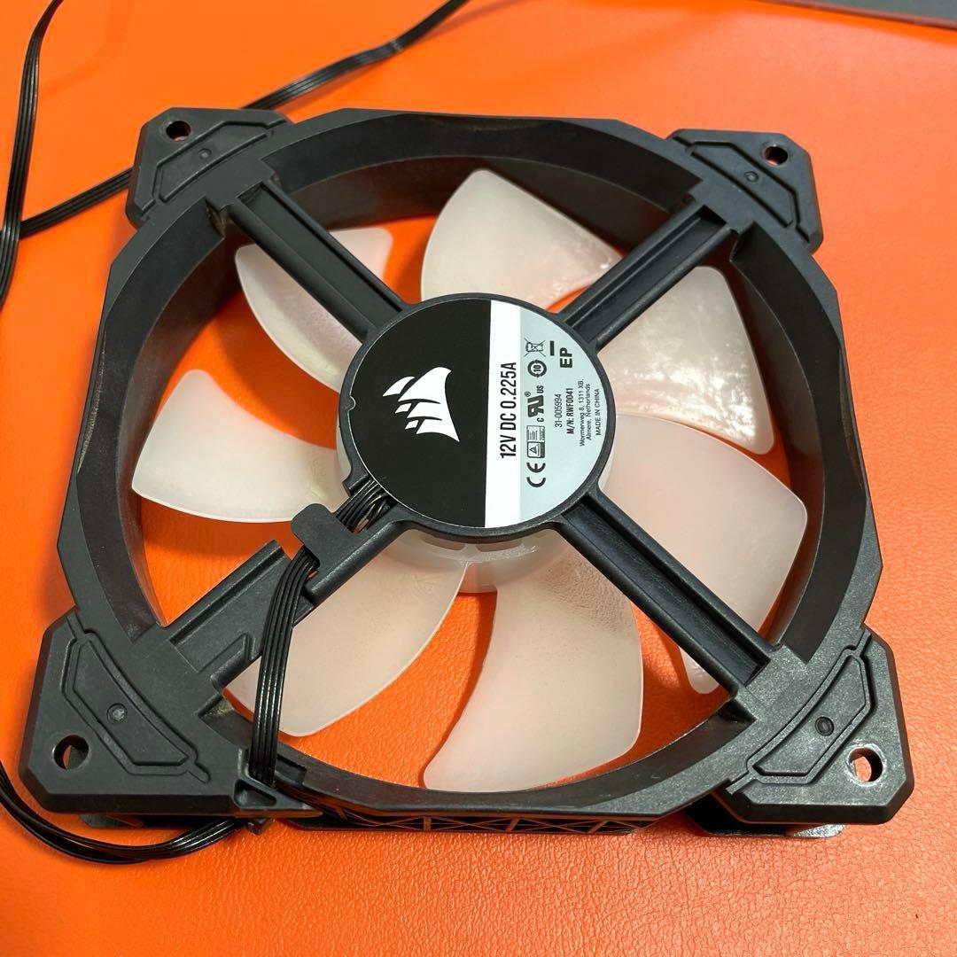 CORSAIR iCUE H100i ELITE CAPELLIX CPUクーラ