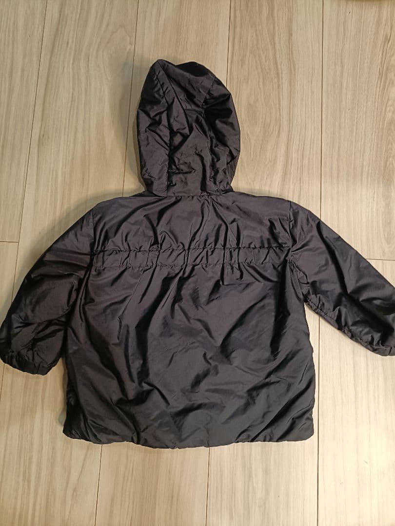 MONCLER 黒 フード付きアウターネイビー幼児