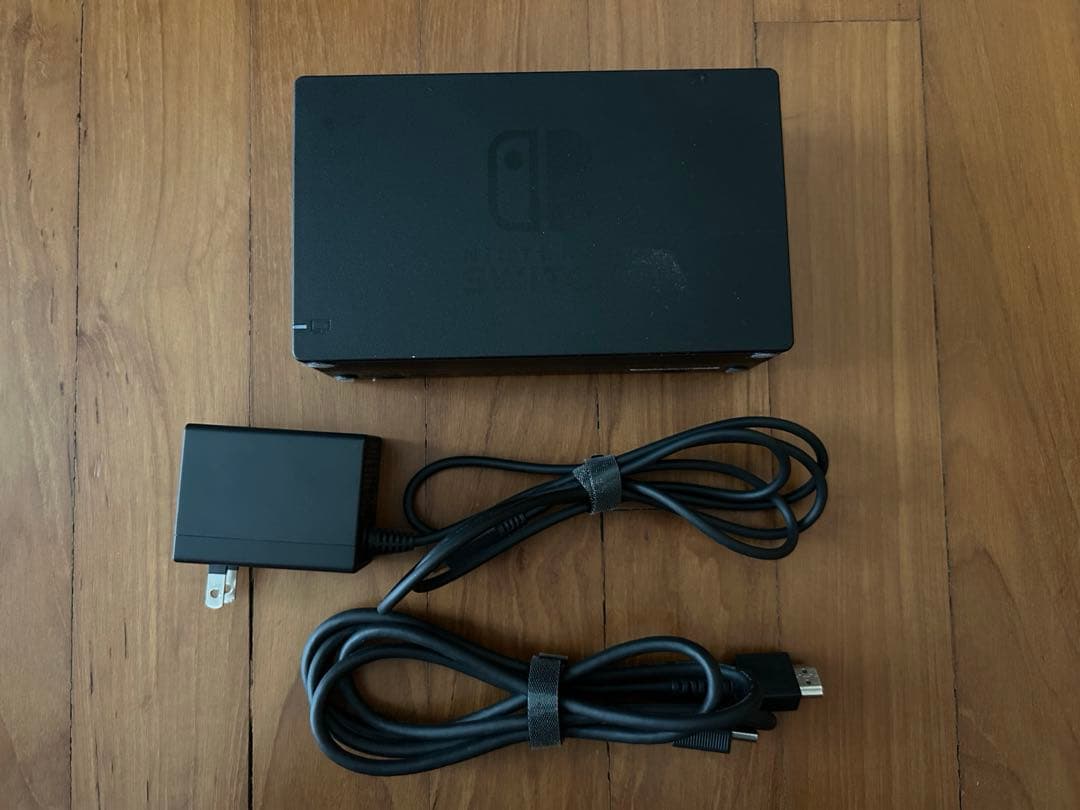 【美品】Nintendo Switch 本体 + Joy-Con 6個