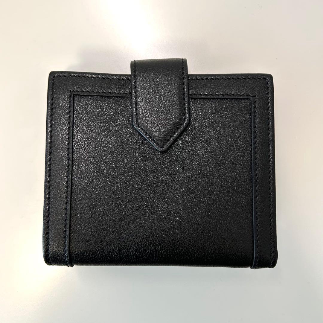 【新品未使用】GUCCI 二つ折財布　バンブー　ダイアナ 671789 2184