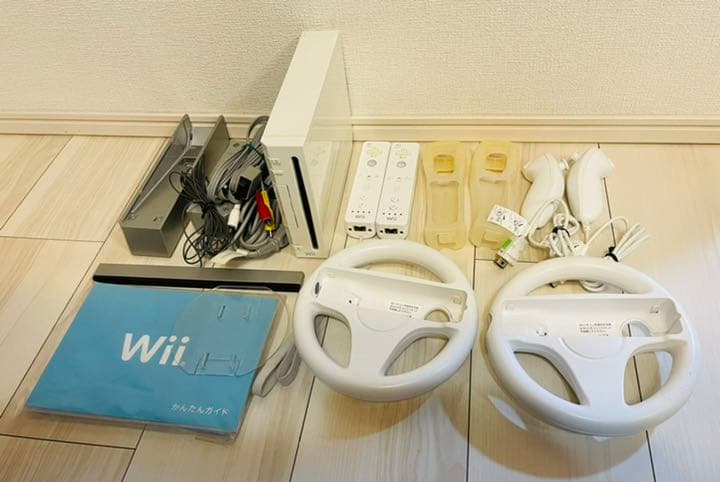 動作確認済　Nintendo Wii RVL-S-WD本体とソフト3本セット