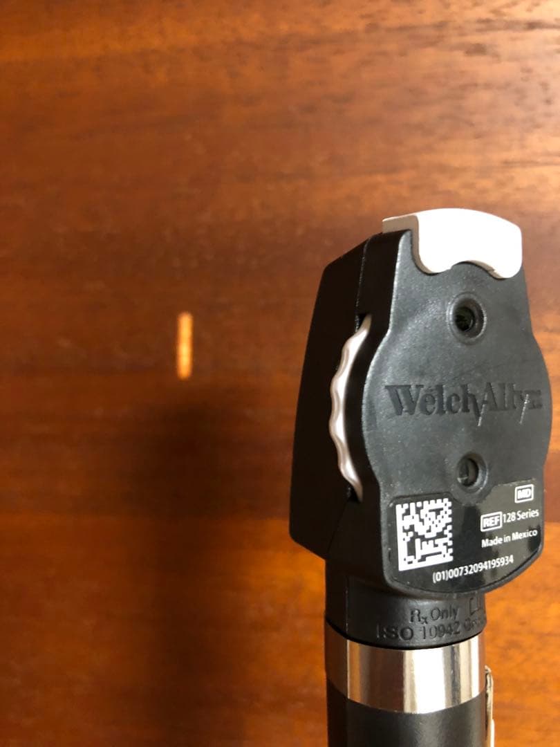 眼底鏡　Welch Allyn Pocket LED