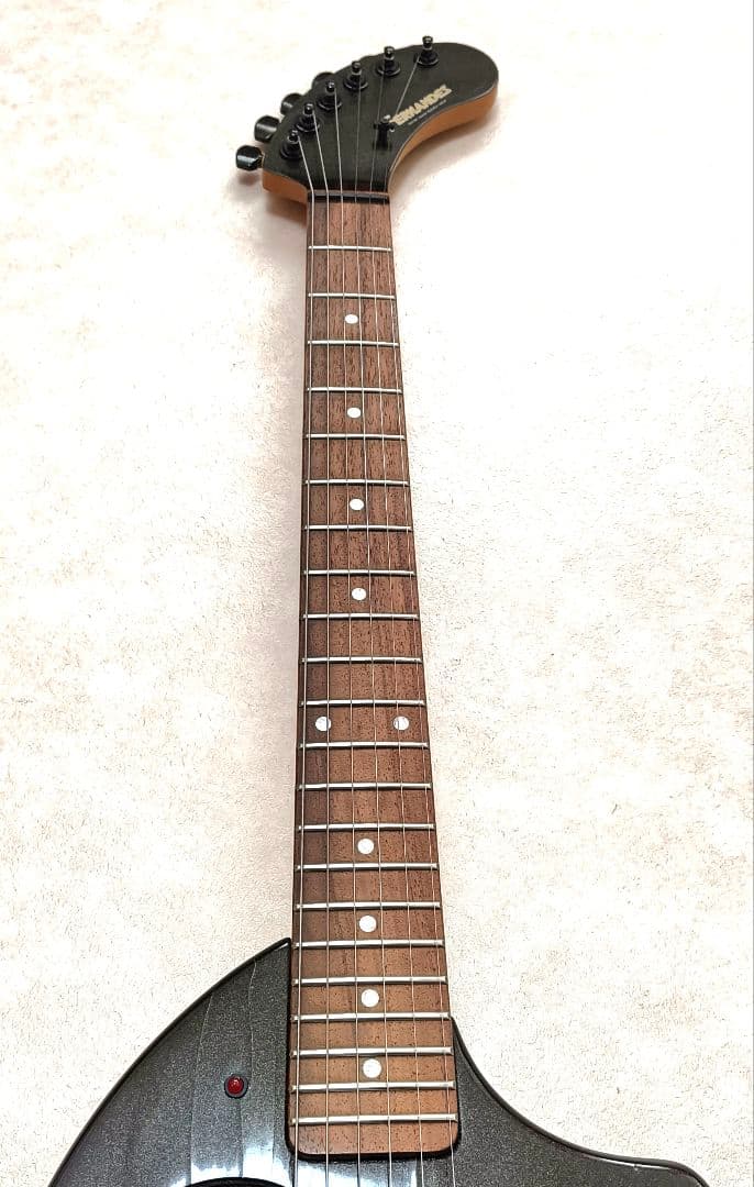 【美品】ZO-3 芸達者 MB アンプ内蔵ミニギター 専用ソフトケース付