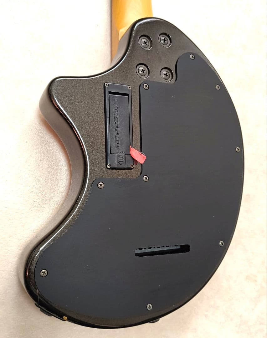 【美品】ZO-3 芸達者 MB アンプ内蔵ミニギター 専用ソフトケース付