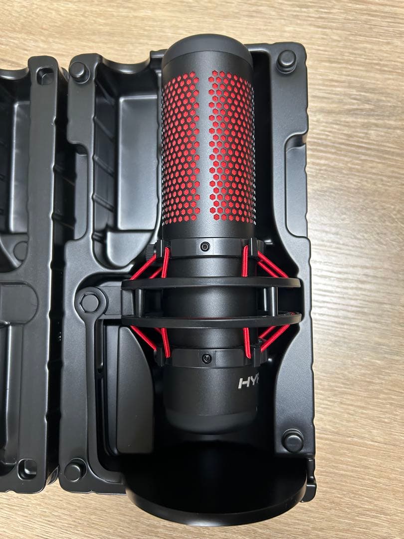 HyperX QuadCast マイク
