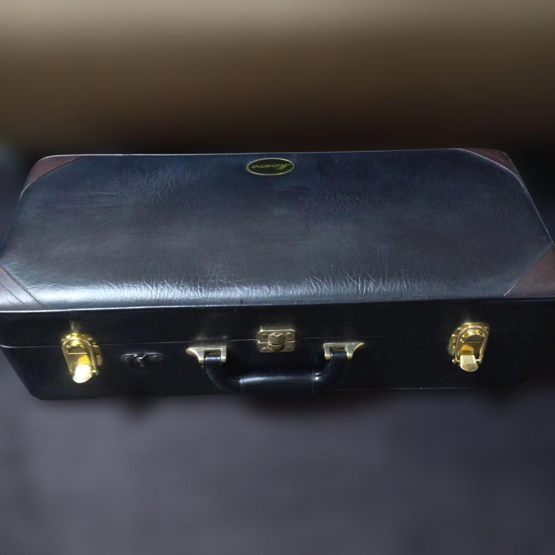 ミネルバ トランペット MTR−200 ゴールド ケース付き