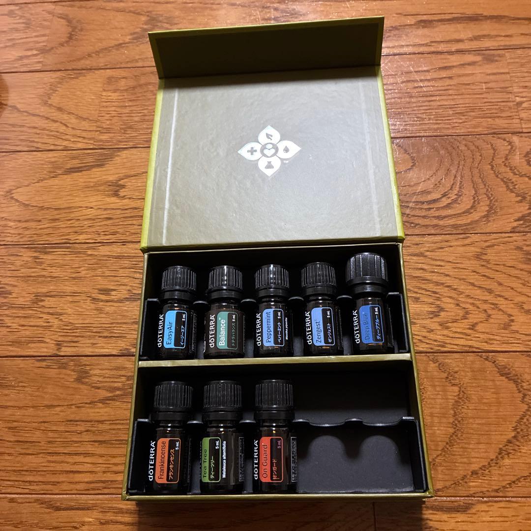 【未使用】　doTERRA ドテラ　ファミリーエッセンシャルキット　オイル
